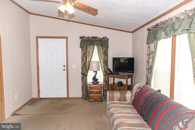 215 Laurel Run Dr, Quakertown, PA 18951 - photo 6