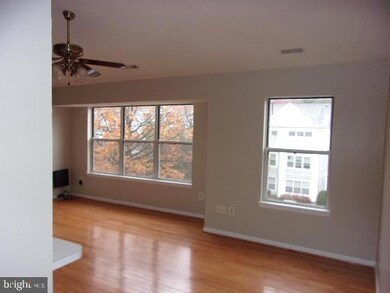2609 Camelback Ln unit 10, Silver Spring, MD 20906 - photo 3