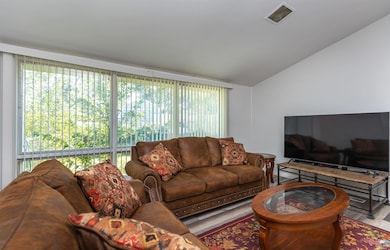 3007 Castle Ct, Salina, KS 67401 - photo 5