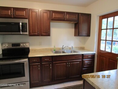 1982 East Rd, Jacksonville, FL 32216 - photo 2