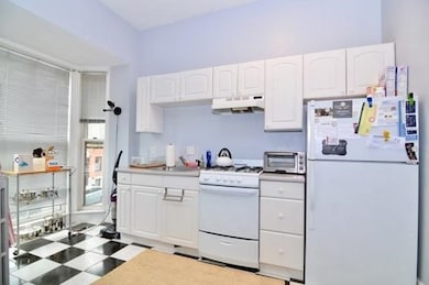 11 Hanson St unit 2, Boston, MA 02118 - photo 7