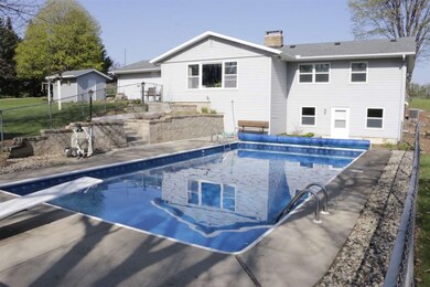 2184 Fitchburg Rd, Fitchburg, WI 53575 - photo 3