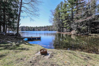 49 Mcfarland Rd, Goffstown, NH 03045 - photo 3