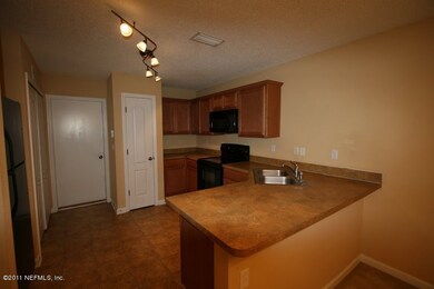 4817 Playschool Dr, Jacksonville, FL 32210 - photo 3