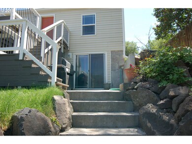 810 SW Hailey Ave, Pendleton, OR 97801 - photo 3