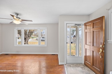 219 Mcfarland Ave, Mount Washington, KY 40047 - photo 6