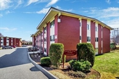 74 Beach St unit 2-6, Woburn, MA 01801 - photo 2