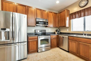 STAINLESS APPLIANCES