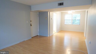 6616 Boulevard View unit A2, Alexandria, VA 22307 - photo 4