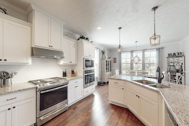 Kitchen with Granite Countertops!