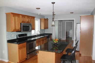 5 Plumtree Way, Feeding Hills, MA 01030 - photo 3