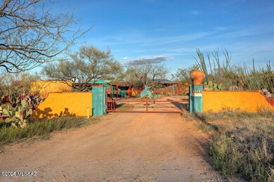 GATED ENTRY TO HOME