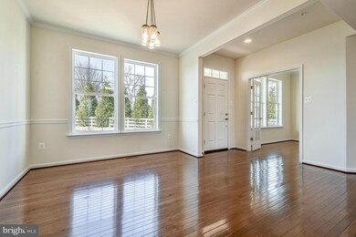 6815 Little Barley Dr, Marriottsville, MD 21104 - photo 4