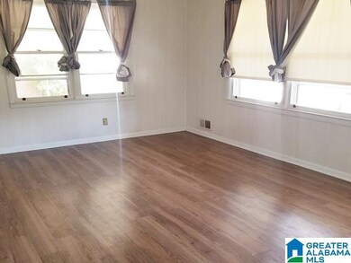 339 E Glade Rd, Anniston, AL 36206 - photo 3