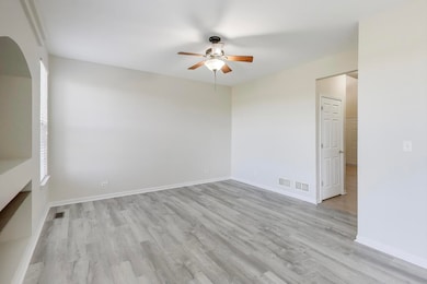 23927 Mc Mullin Cir unit 642, Plainfield, IL 60586 - photo 6