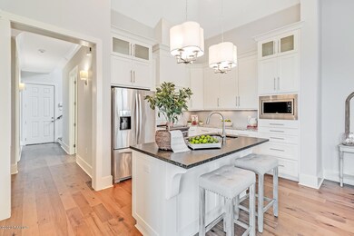 Light and bright kitchen