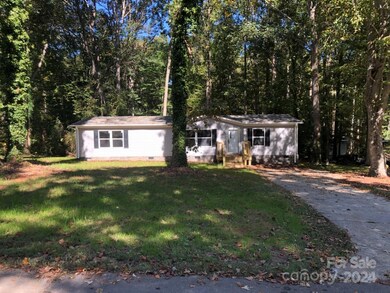 108 Arbor Dr, Statesville, NC 28677 - photo 3