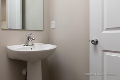 HalfBath LHV021-C1750-13