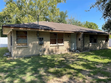 4502 Hirsch Rd, Houston, TX 77026 - photo 5