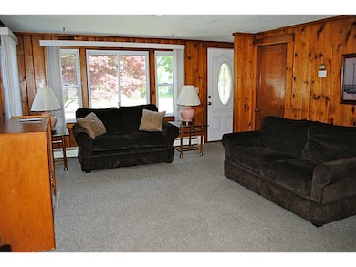 2 Frank Low St, Narragansett, RI 02882 - photo 3