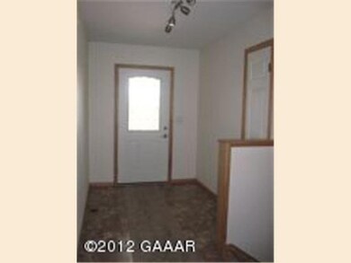 957 Abbygail Dr, Alexandria, MN 56308 - photo 2