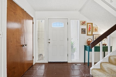 3301 E 68th Place unit 1, Tulsa, OK 74136 - photo 4