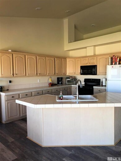 5303 Offenhauser Dr, Winnemucca, NV 89445 - photo 7