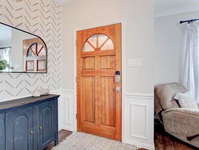 1611 Stonegate Dr, Cleburne, TX 76033 - photo 3