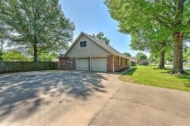 803 Orleans Dr, Rogers, AR 72758 - photo 2
