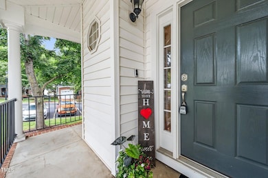 4-web-or-mls-Goldenglow Way-174
