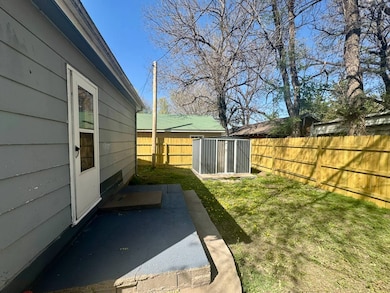 417 Valley St, Concordia, KS 66901 - photo 4