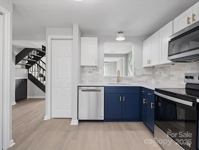 5204 Fair Wind Ln, Charlotte, NC 28212 - photo 6