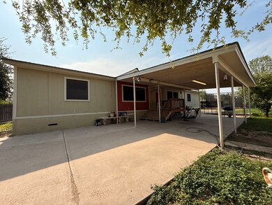 826 Fm 1589, Eagle Pass, TX 78852 - photo 2