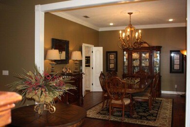 Formal Dining