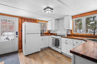 23 Hammond Rd, Deerfield, NH 03037 - photo 6