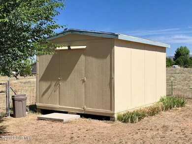 24800 N Mitchell Ln, Paulden, AZ 86334 - photo 7