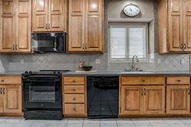 19326 W 98th St, Lenexa, KS 66220 - photo 7