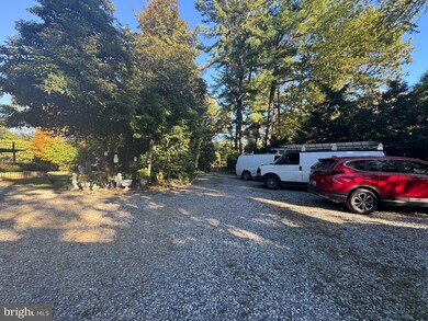 17100 King James Way, Gaithersburg, MD 20877 - photo 5