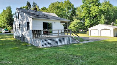 220 Cromwell St, Hawley, PA 18428 - photo 5