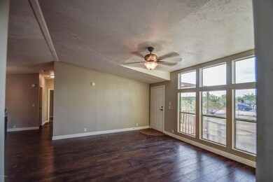 family room-4