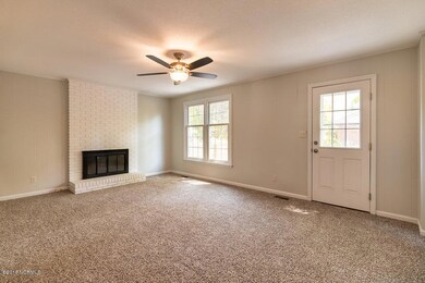 110 Myrtle Place, Jacksonville, NC 28540 - photo 5