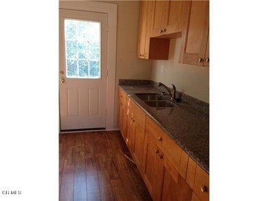 Kitchen with Maple Cabinetry and Granite