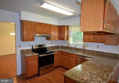 10307 Sea Pines Dr, Bowie, MD 20721 - photo 3