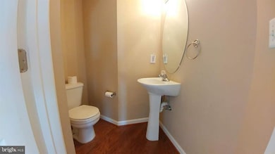 2491 Quick St unit 304, Herndon, VA 20171 - photo 5