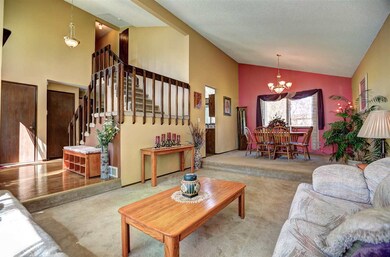 407 E Silver Pines Ct, Colbert, WA 99005 - photo 2