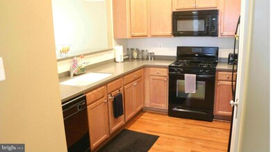 12811 Midnights Delight Dr, Bowie, MD 20720 - photo 4