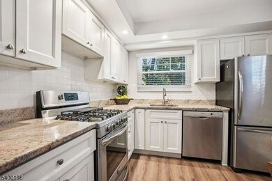 371 W Passaic Ave, Bloomfield, NJ 07003 - photo 4