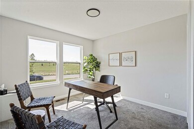 407 Woodview Dr, Raymore, MO 64083 - photo 5