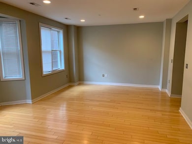 4742 00 Pine St unit 104, Philadelphia, PA 19143 - photo 5