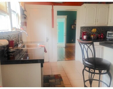 31 Brunswick St, Springfield, MA 01108 - photo 5